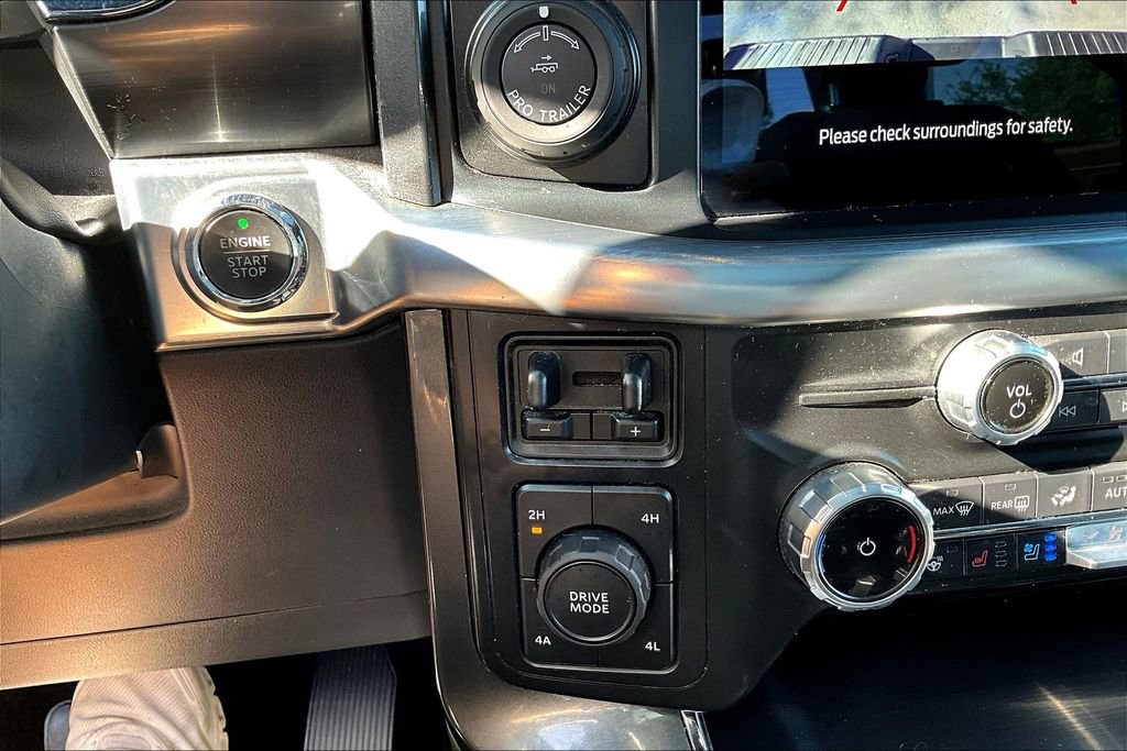 Used 2022 Ford F150 Lariat w/ Equipment Group 502A High image 29