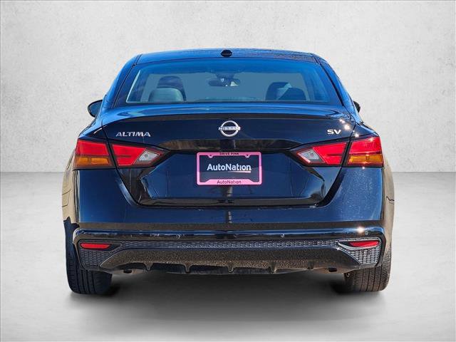 Used 2024 Nissan Altima 2.5 SV image 7