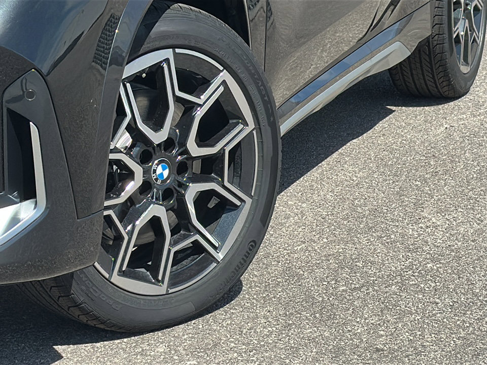 New 2026 BMW X1 xDrive28i w/ Technology Package image 3