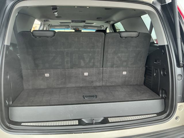 Used 2017 Cadillac Escalade Premium Luxury image 47