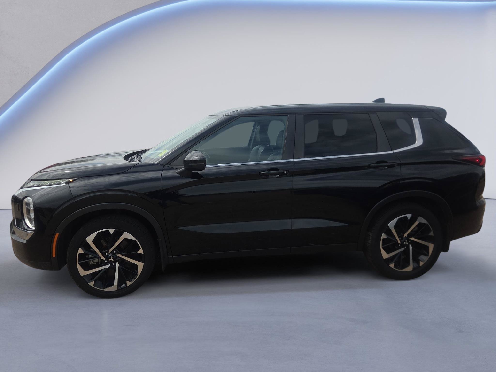Used 2022 Mitsubishi Outlander ES AWD/4WD image 8