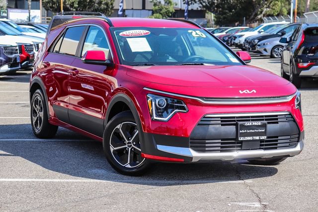 Certified 2025 Kia Niro EX FWD image 2
