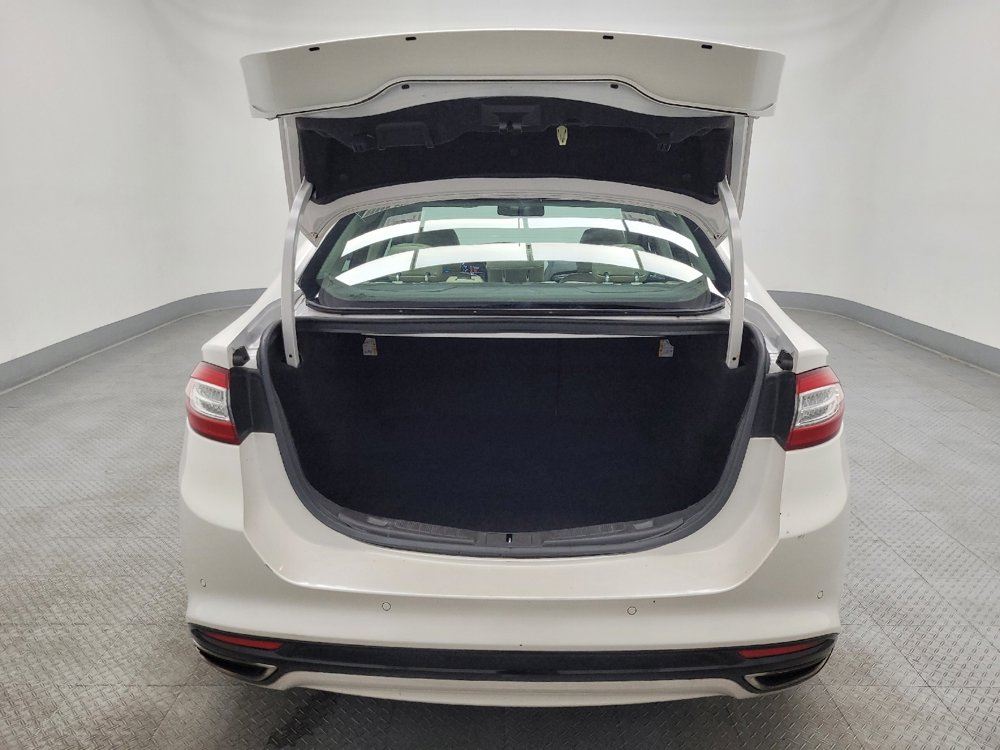 Used 2015 Ford Fusion Titanium image 29