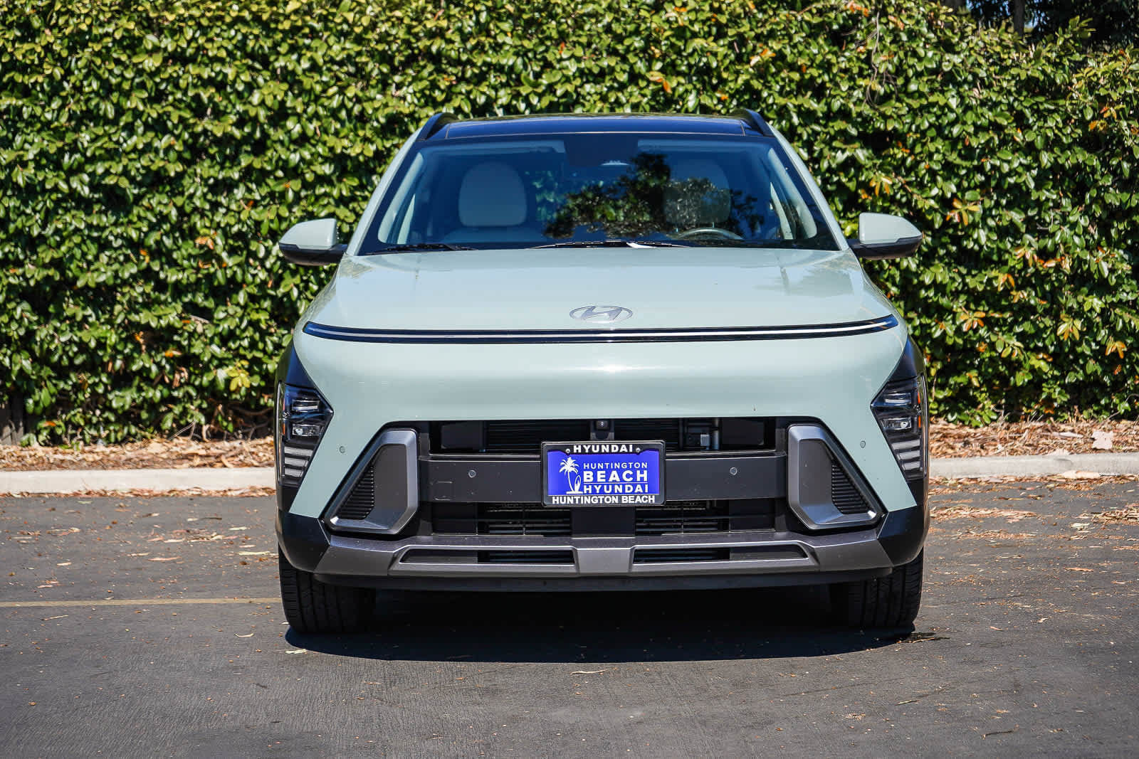 Used 2024 Hyundai Kona Limited AWD/4WD image 3