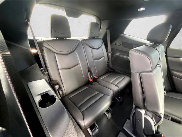 Used 2023 Cadillac XT6 Luxury image 30