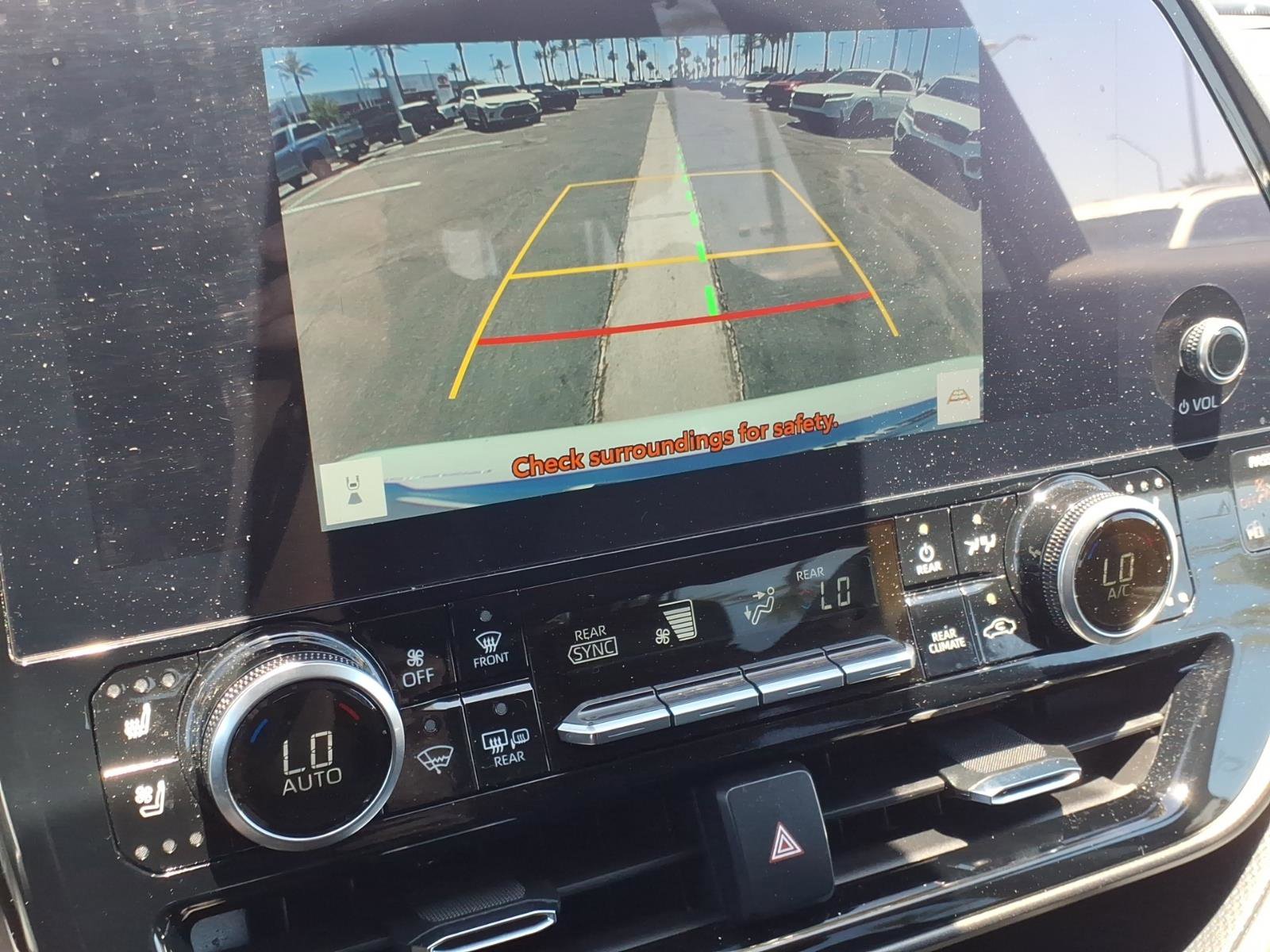 Used 2023 Toyota Highlander Limited AWD/4WD image 17