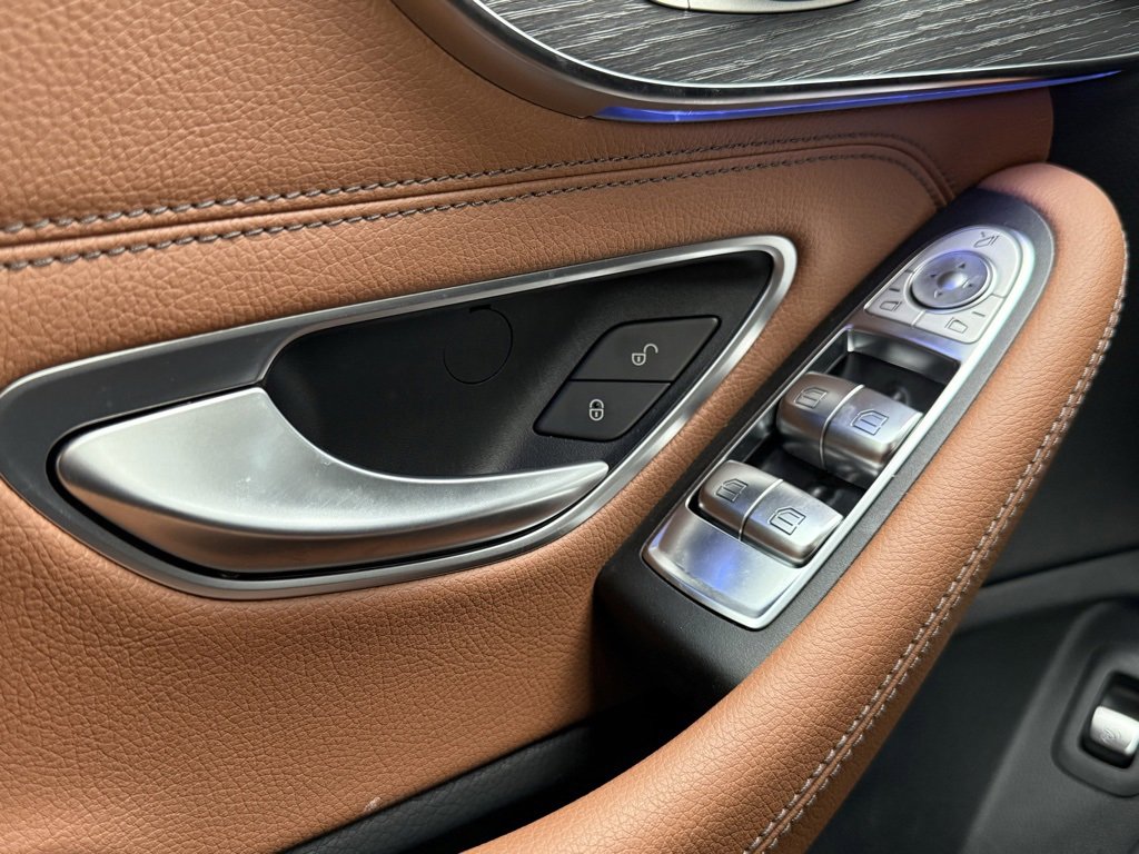 Used 2023 Mercedes-Benz C 300 4MATIC Cabriolet image 24