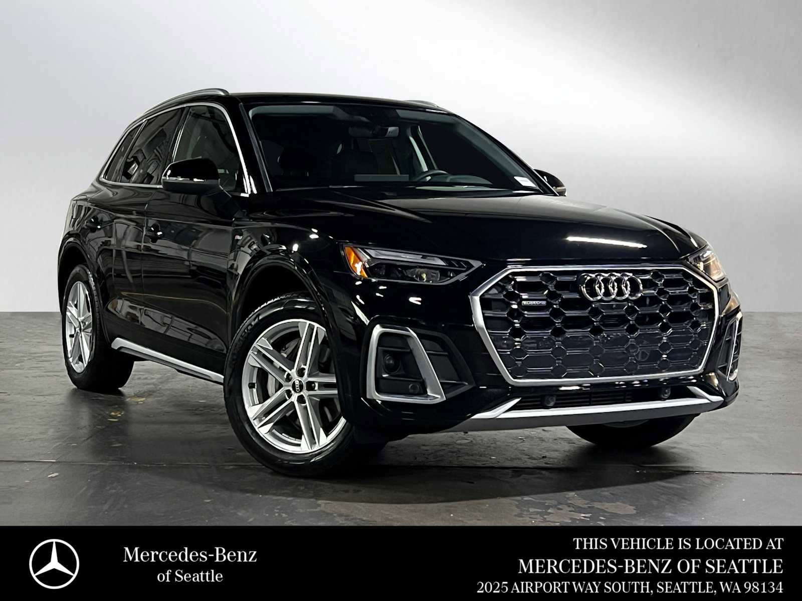 Used 2023 Audi Q5 e Premium Plus w/ Premium Plus Package