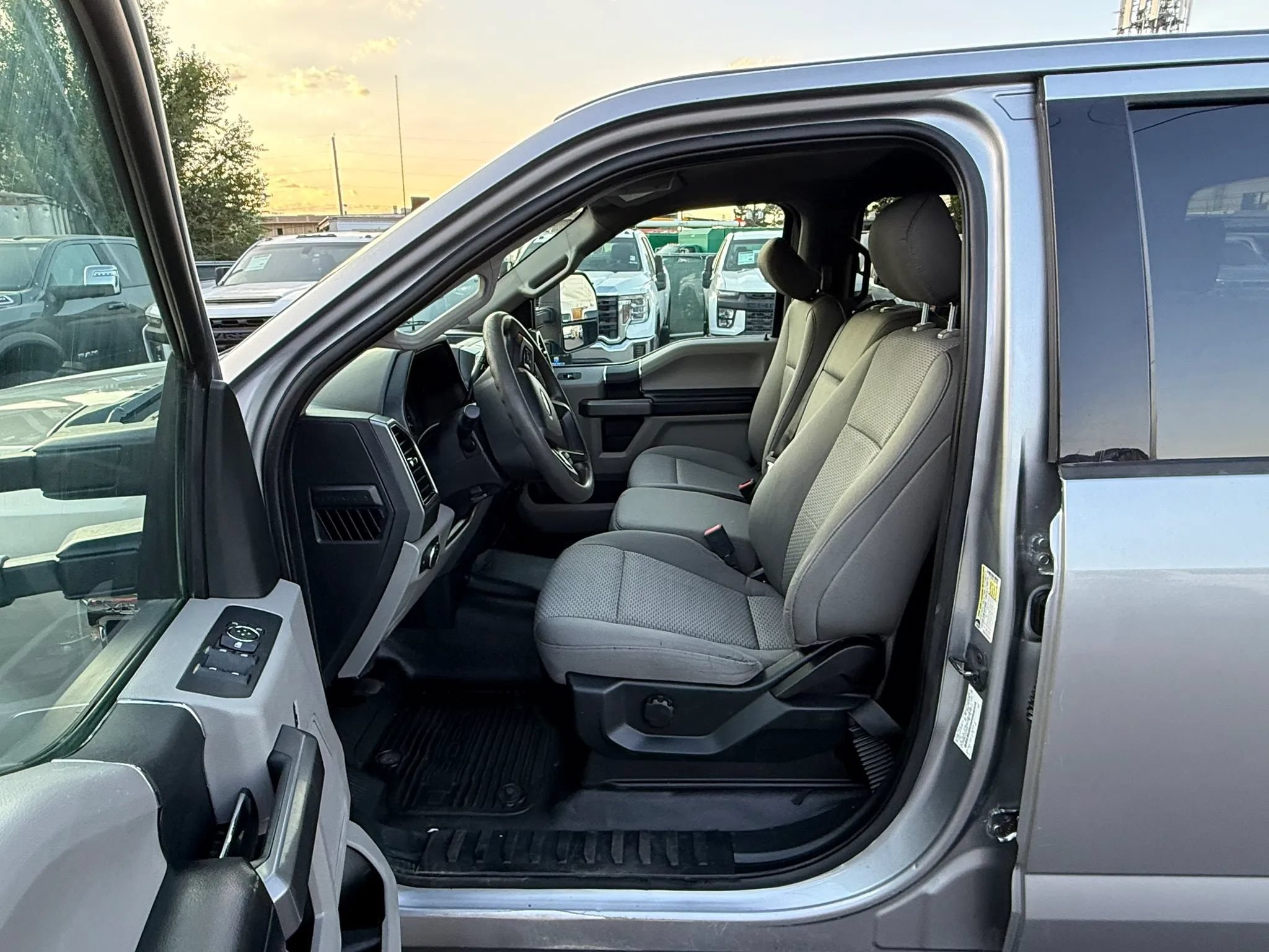 Used 2020 Ford F250 XLT AWD/4WD image 23