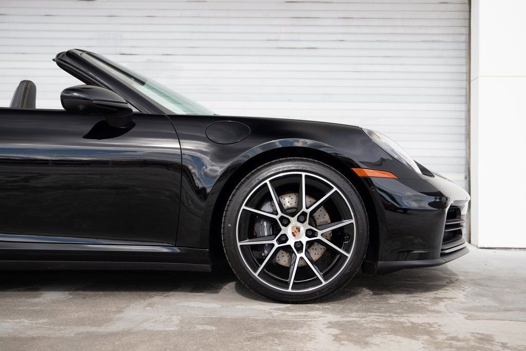 New 2026 Porsche 911 Carrera image 9