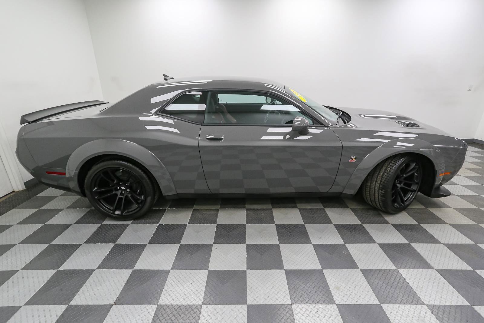 Used 2023 Dodge Challenger R/T Scat Pack image 9