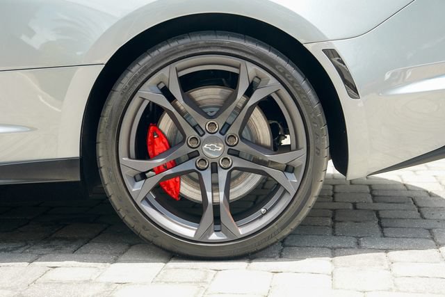 Used 2023 Chevrolet Camaro SS RWD image 18