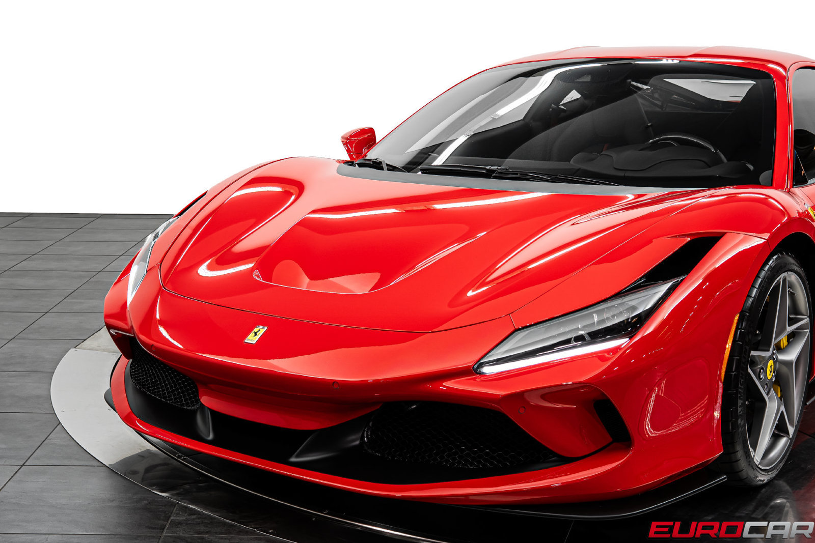 Used 2022 Ferrari F8 Tributo RWD image 14
