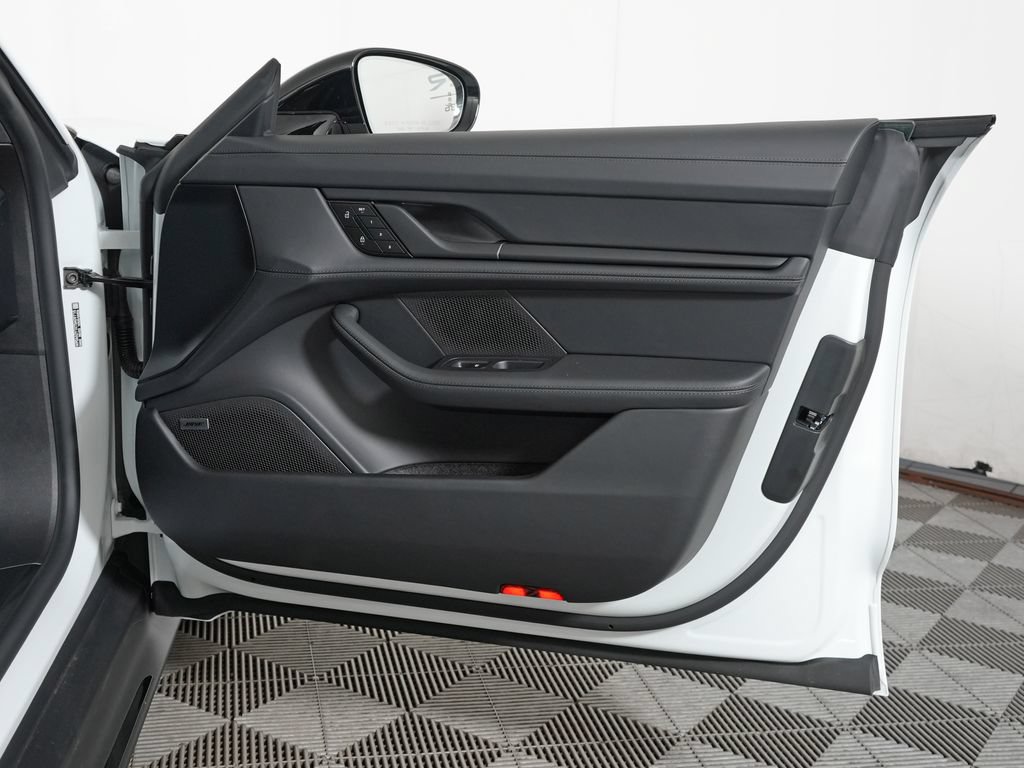 New 2026 Porsche Taycan AWD/4WD image 39