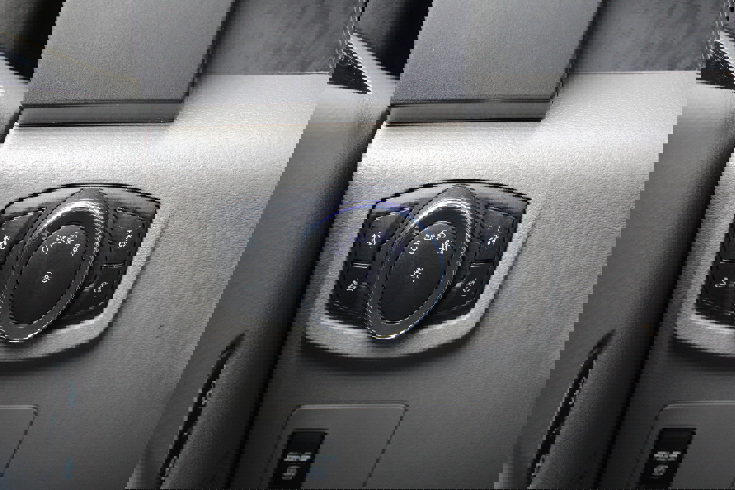 Used 2017 Ford F150 XLT image 29