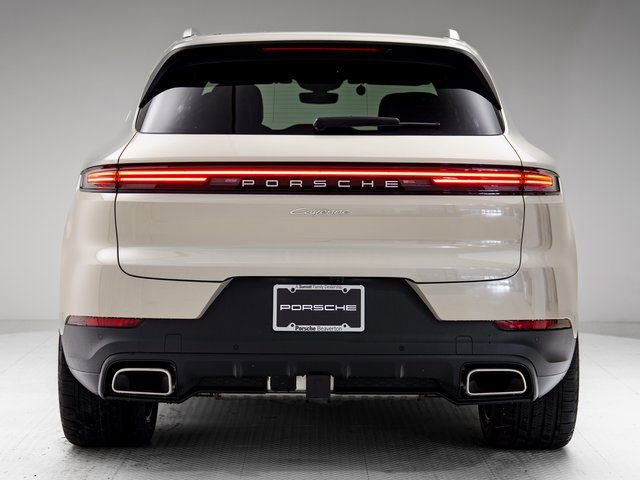 New 2026 Porsche Cayenne image 32