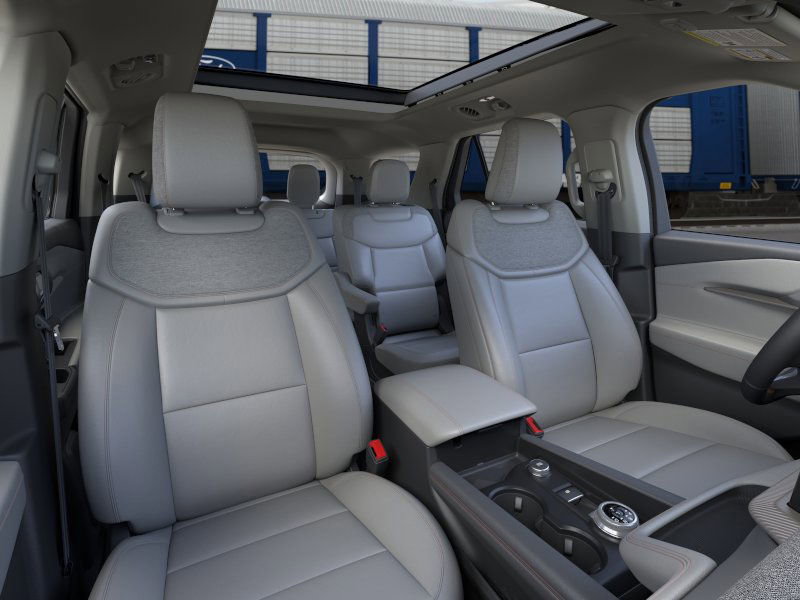 New 2026 Ford Explorer Active w/ Active Comfort Package image 10