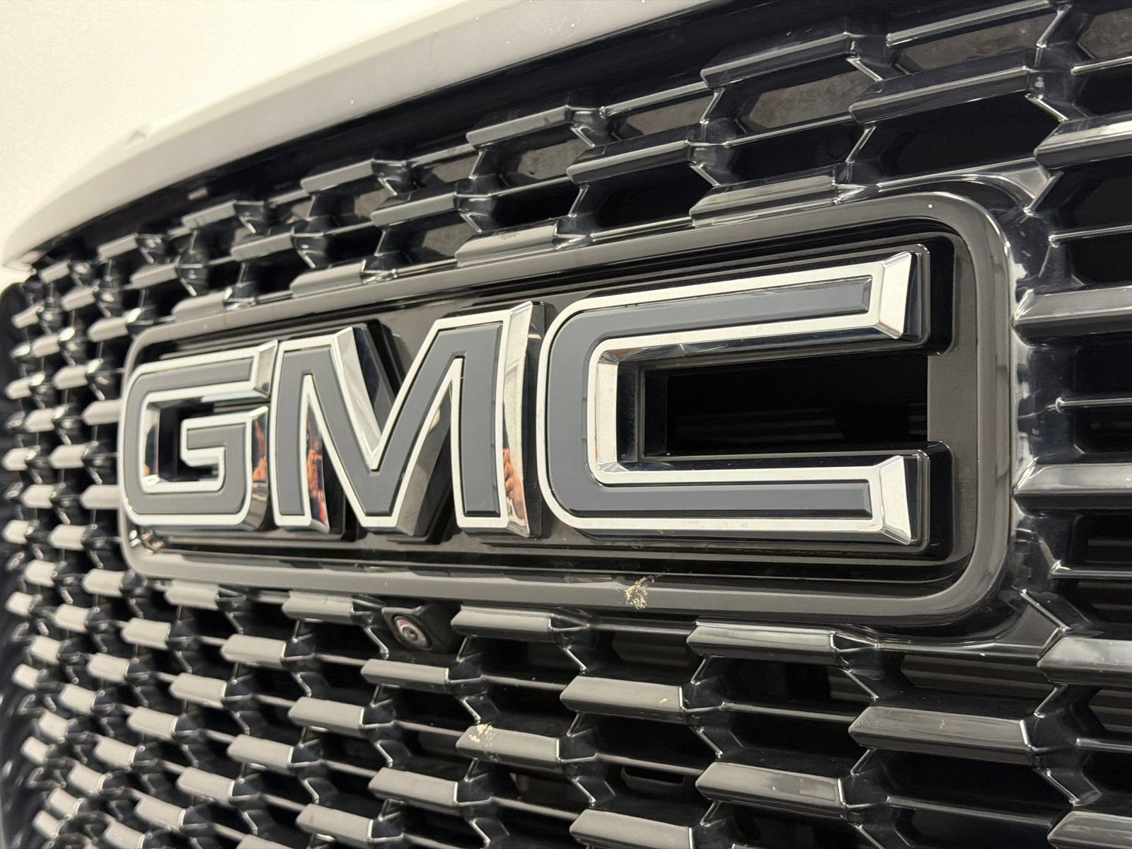 Used 2023 GMC Yukon XL Denali Ultimate AWD/4WD image 18