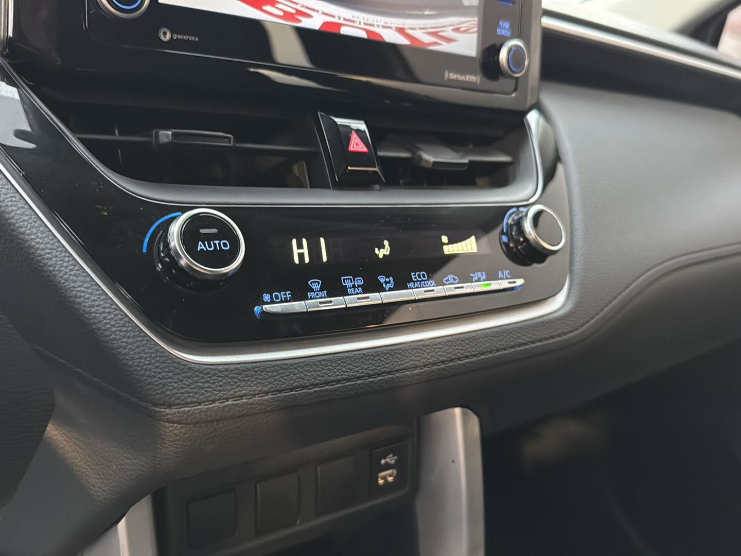 Certified 2022 Toyota Corolla Cross LE image 23