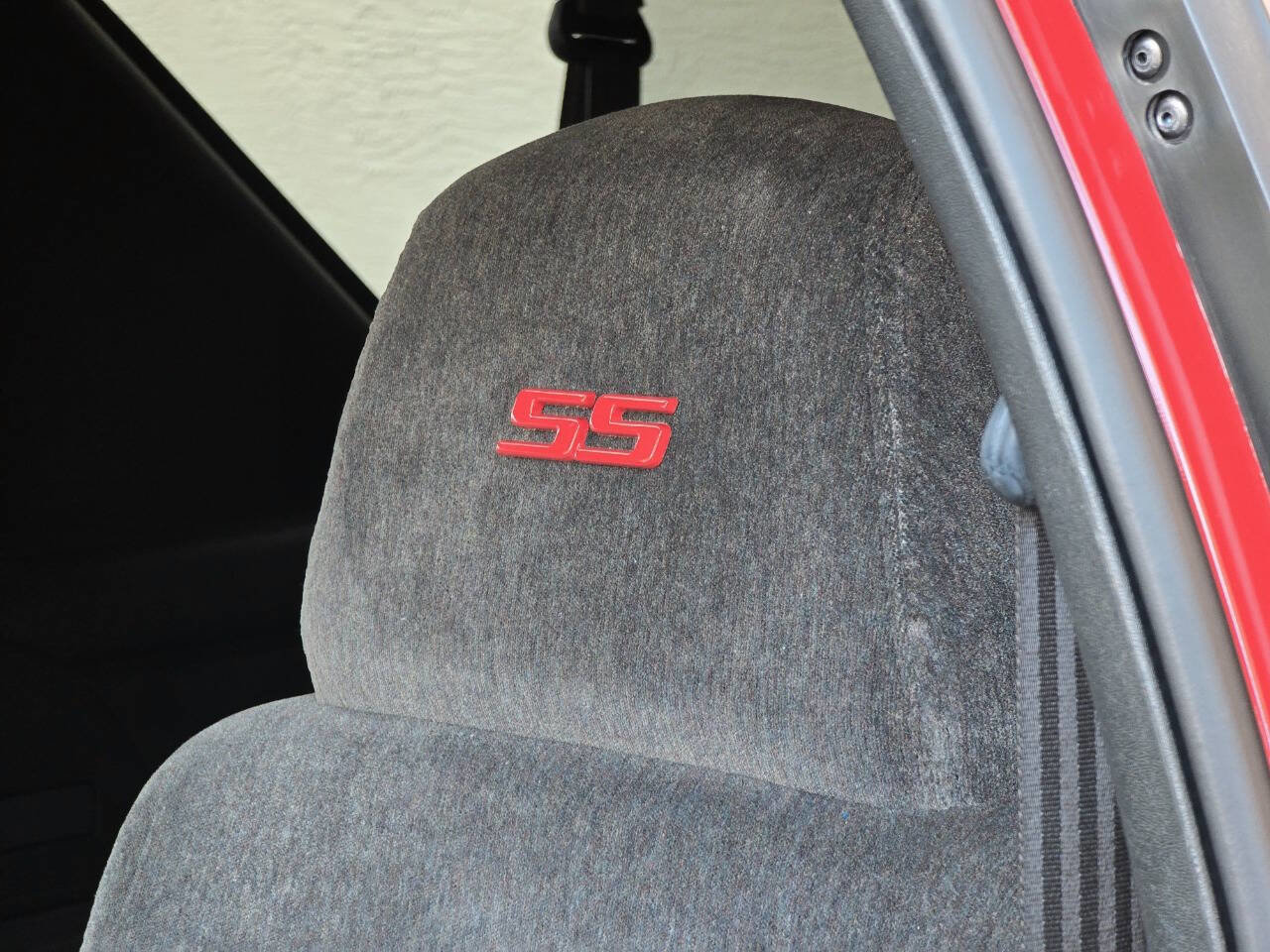 Used 2001 Chevrolet Blazer Xtreme w/ Preferred Equipment Group image 18