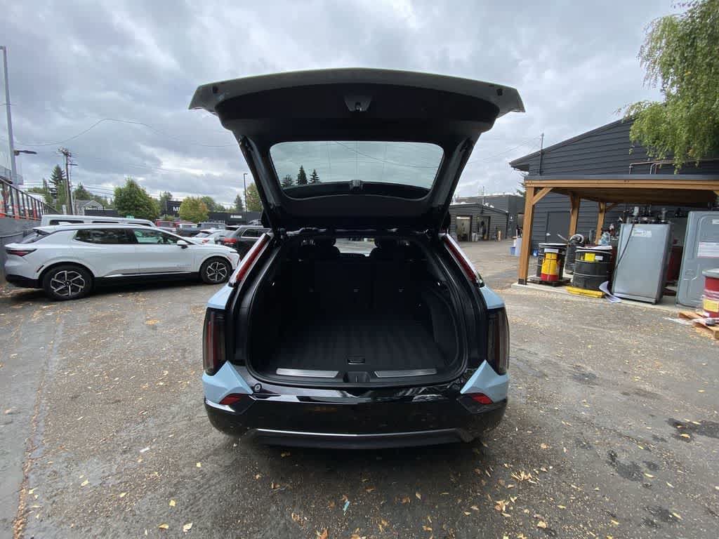 Certified 2026 Cadillac Optiq Sport 1 AWD/4WD image 28