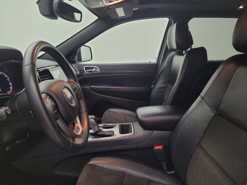 Used 2019 Jeep Grand Cherokee Altitude image 17