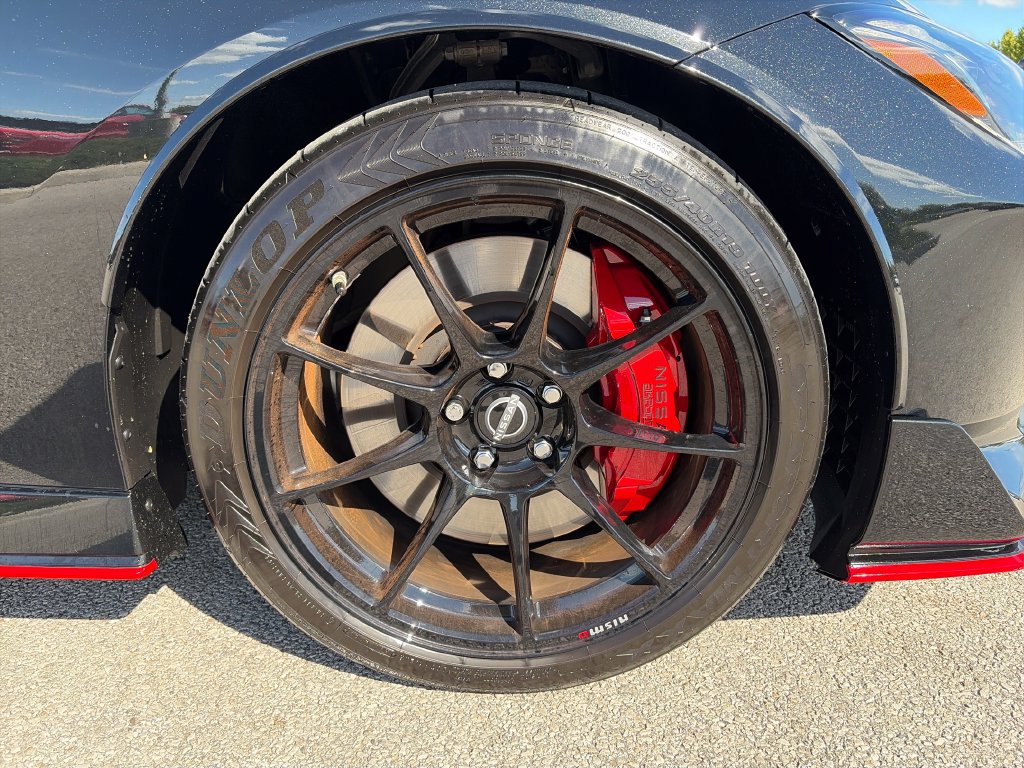 Used 2024 Nissan Z NISMO w/ Floor Mat Package RWD image 10