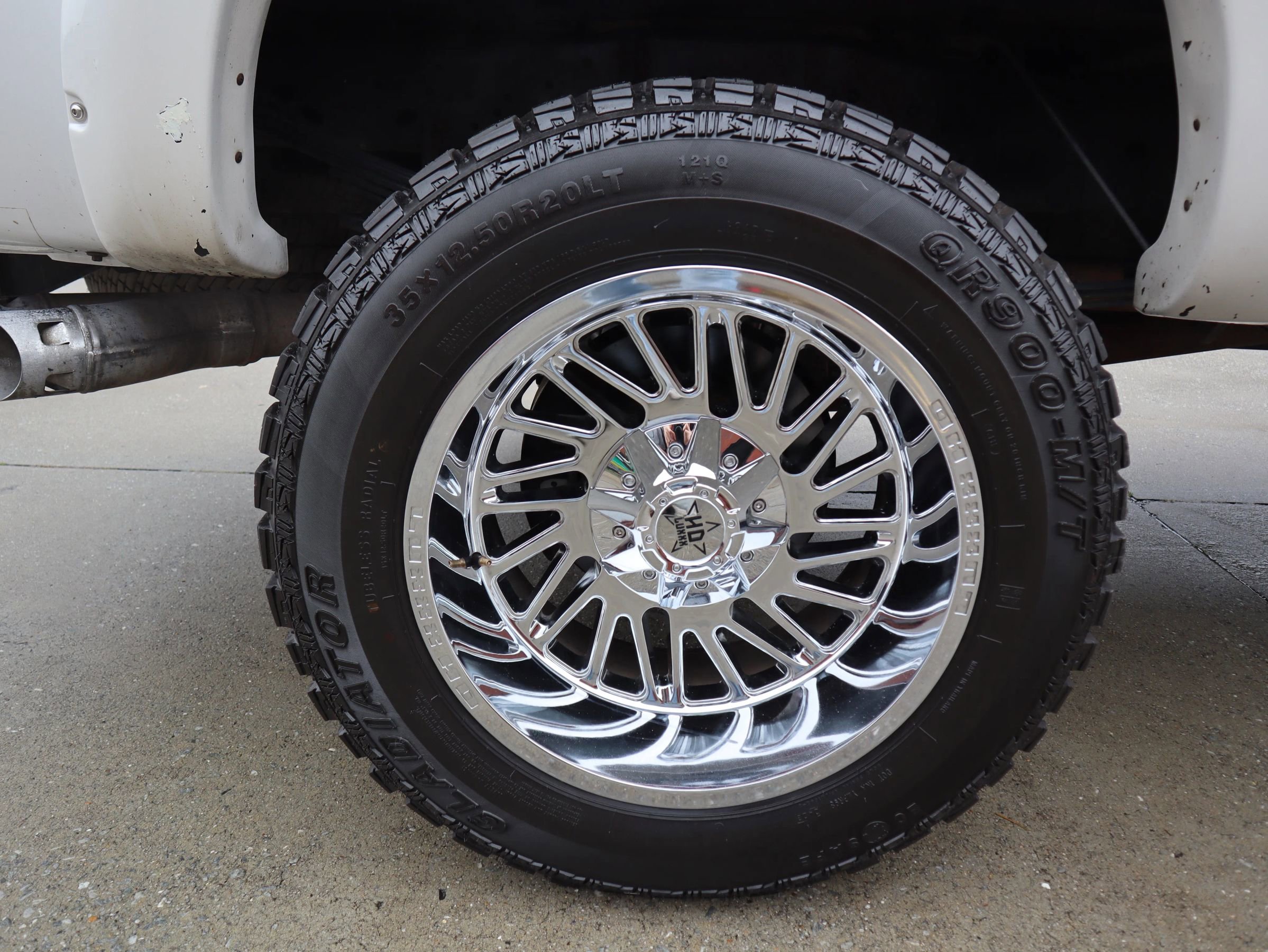 Used 2014 Ford F250 Lariat w/ Lariat Interior Package image 35