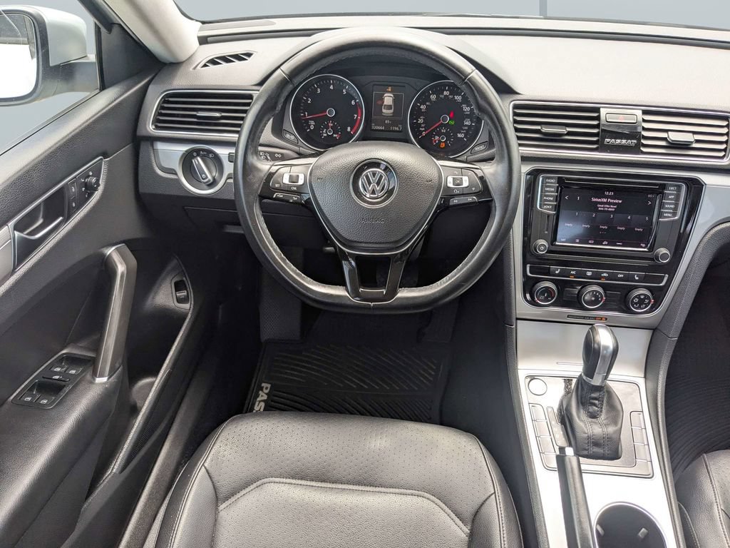 Used 2019 Volkswagen Passat 2.0T Wolfsburg FWD image 15