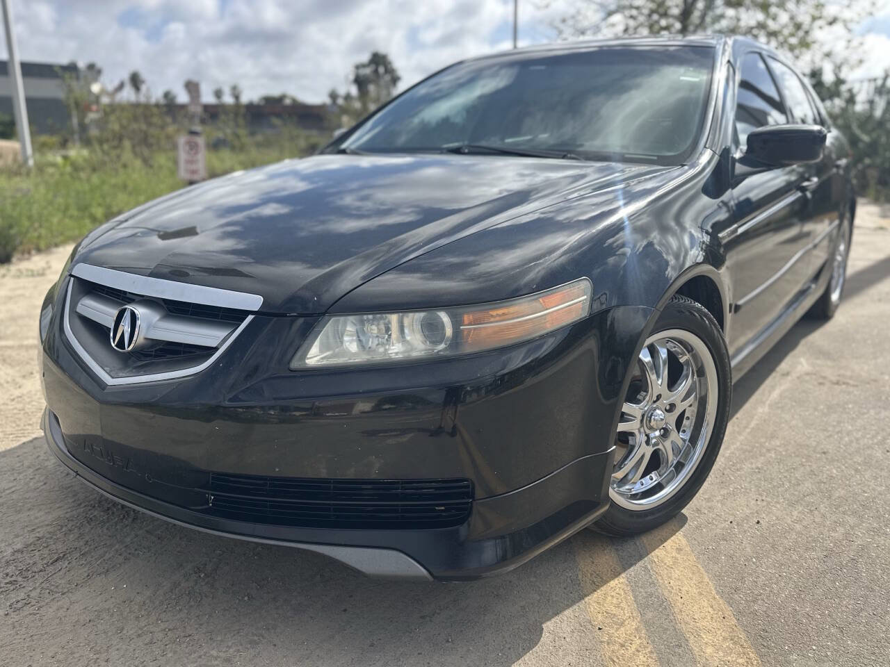 Used 2004 Acura TL 3.2 w/Navi 4dr Sedan FWD image 1