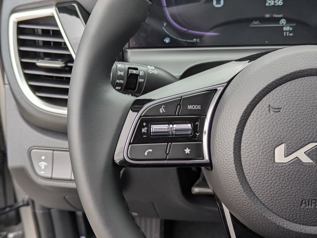 New 2026 Kia Seltos S FWD image 29