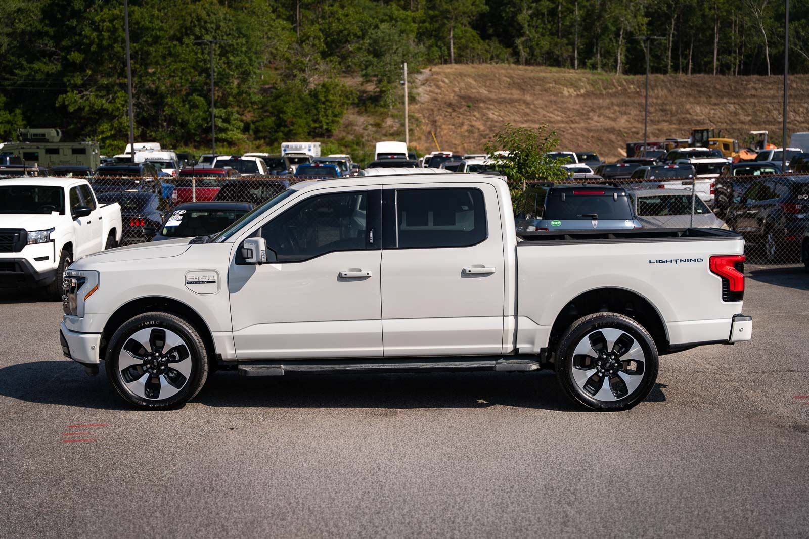 Certified 2022 Ford F150 Lightning Platinum AWD/4WD image 4