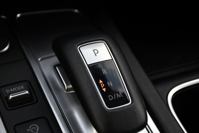 Used 2025 INFINITI QX60 Pure image 16