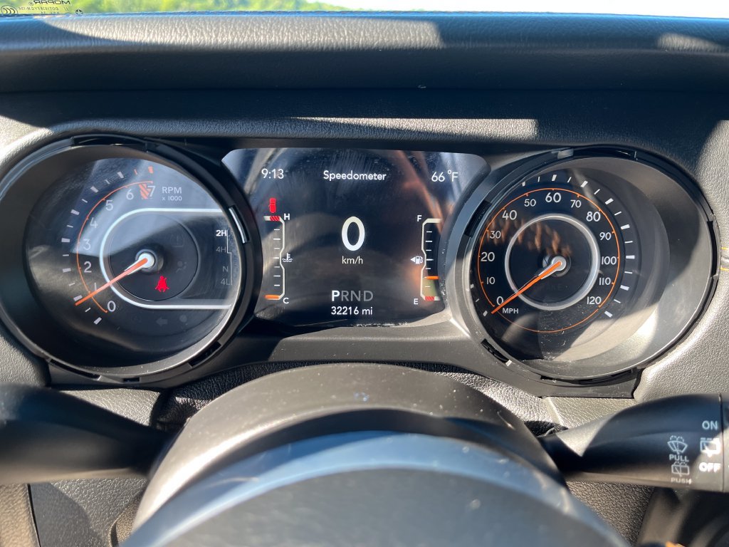 Used 2021 Jeep Wrangler Unlimited Sahara AWD/4WD image 15