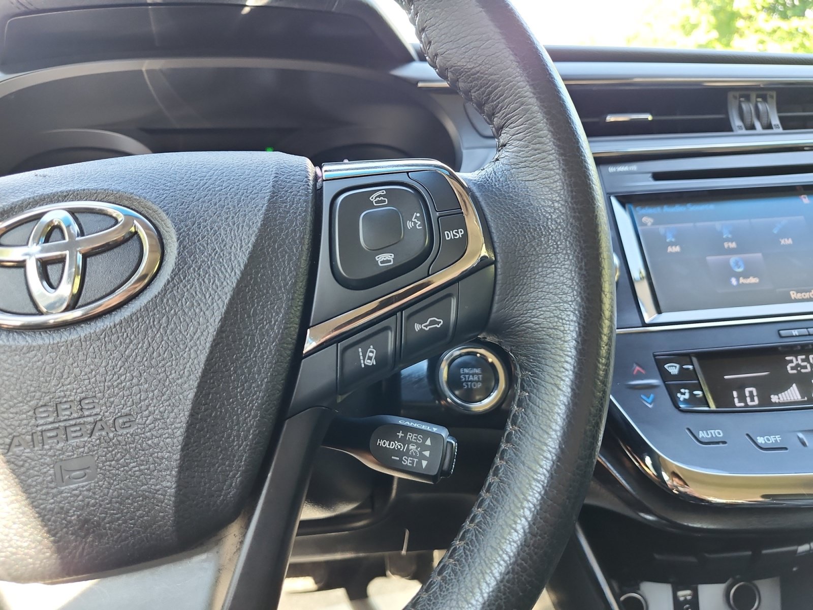 Used 2018 Toyota Avalon XLE FWD image 19