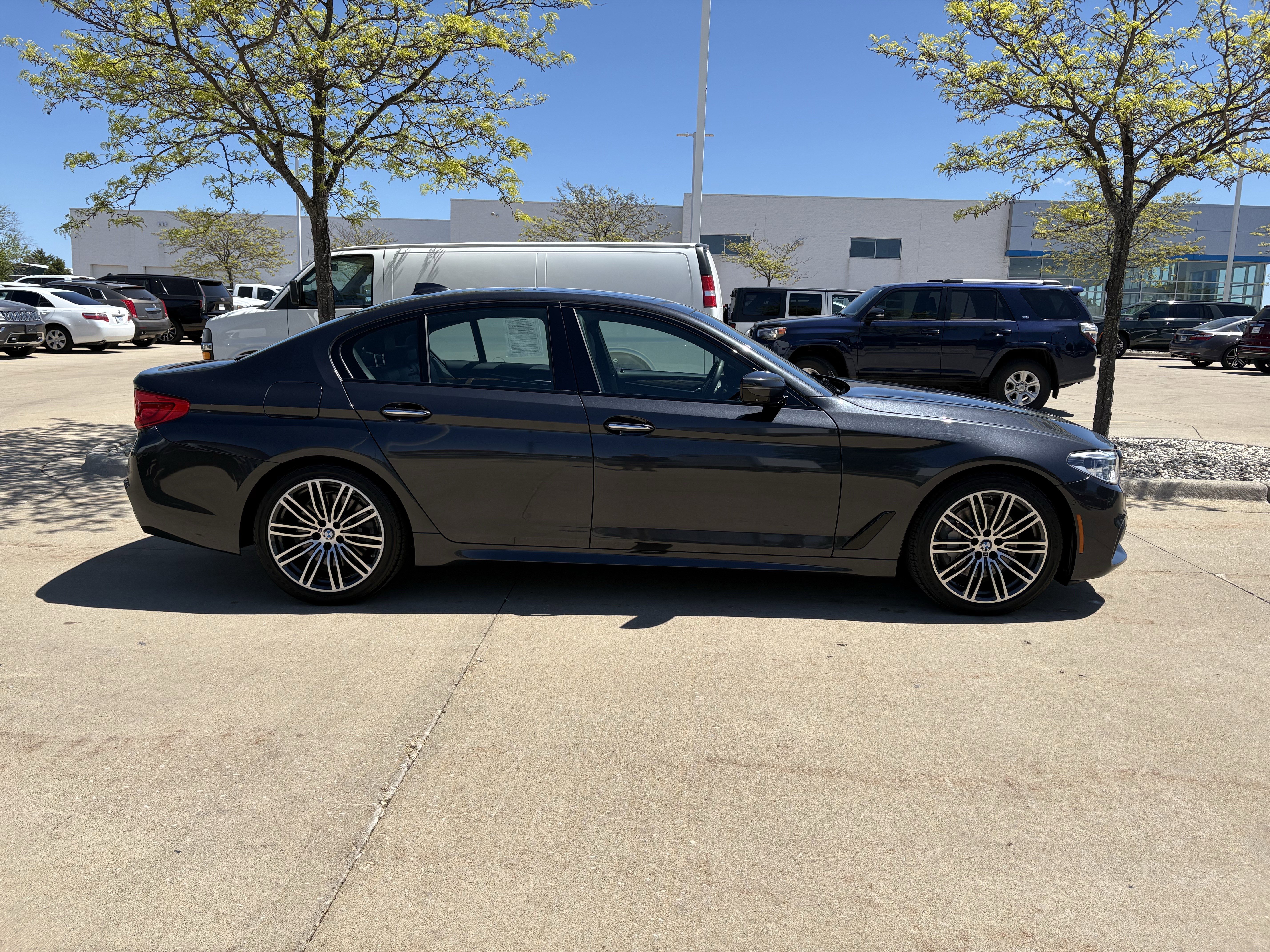 Used 2018 BMW 540i xDrive w/ M Sport Package AWD/4WD image 13