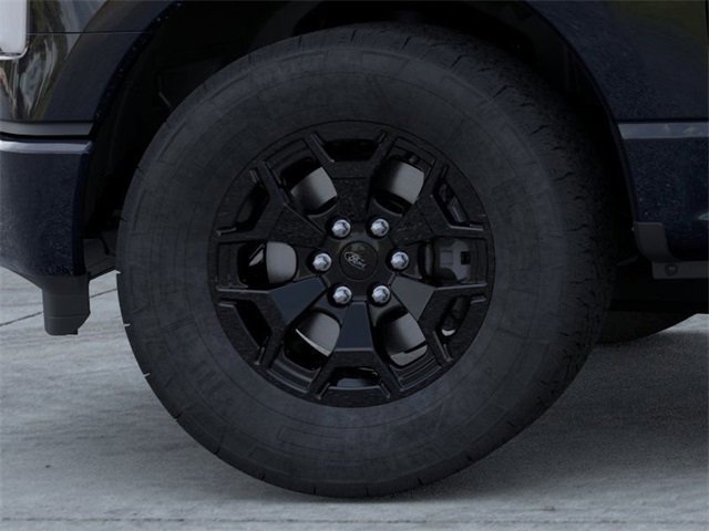 New 2025 Ford F150 Lightning XLT image 19