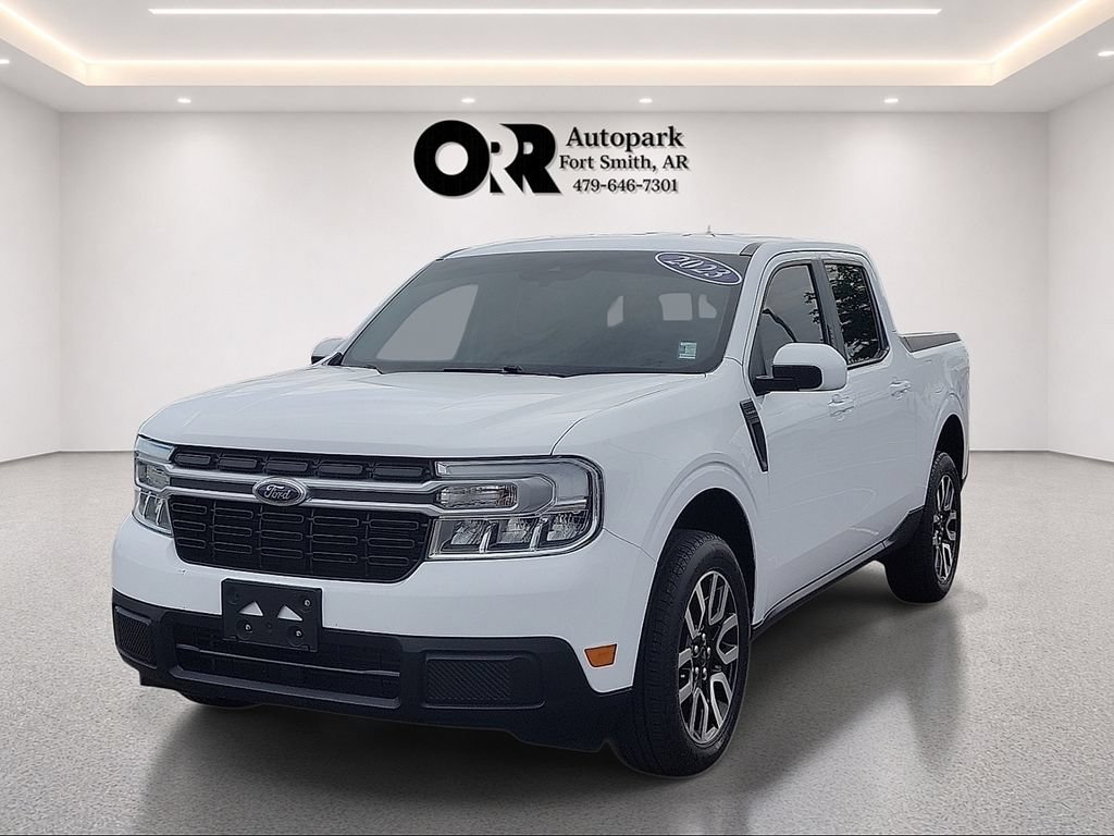 Used 2023 Ford Maverick Lariat w/ Lariat Luxury Package FWD image 2