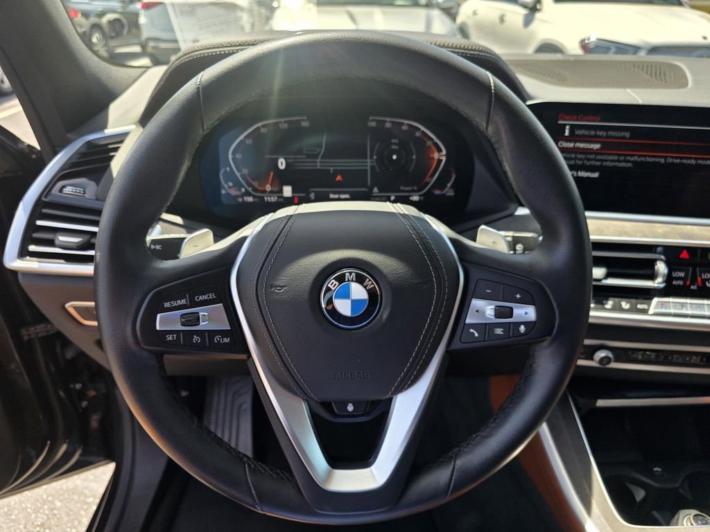 Used 2023 BMW X5 xDrive40i w/ Luxury Seating Package AWD/4WD image 17