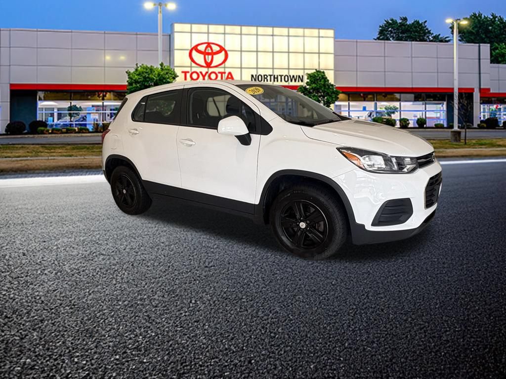 Used 2020 Chevrolet Trax LS AWD/4WD image 6