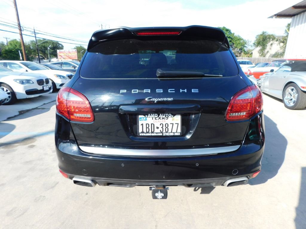 Used 2014 Porsche Cayenne AWD/4WD image 6