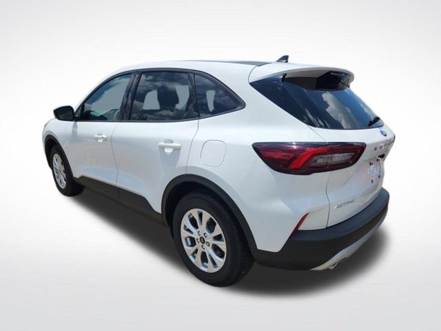 Used 2025 Ford Escape Active w/ Tech Pack #1 FWD image 6