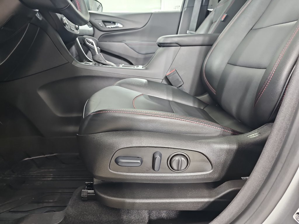 Certified 2024 Chevrolet Equinox RS w/ RS Leather Package AWD/4WD image 35