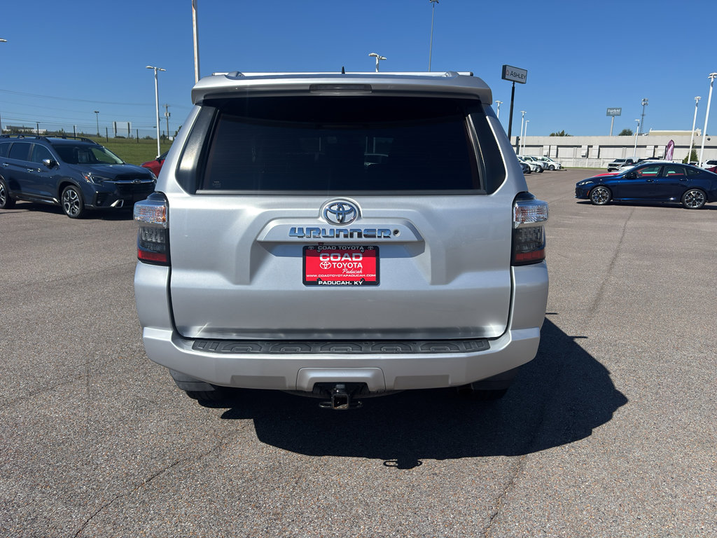 Used 2018 Toyota 4Runner SR5 image 4