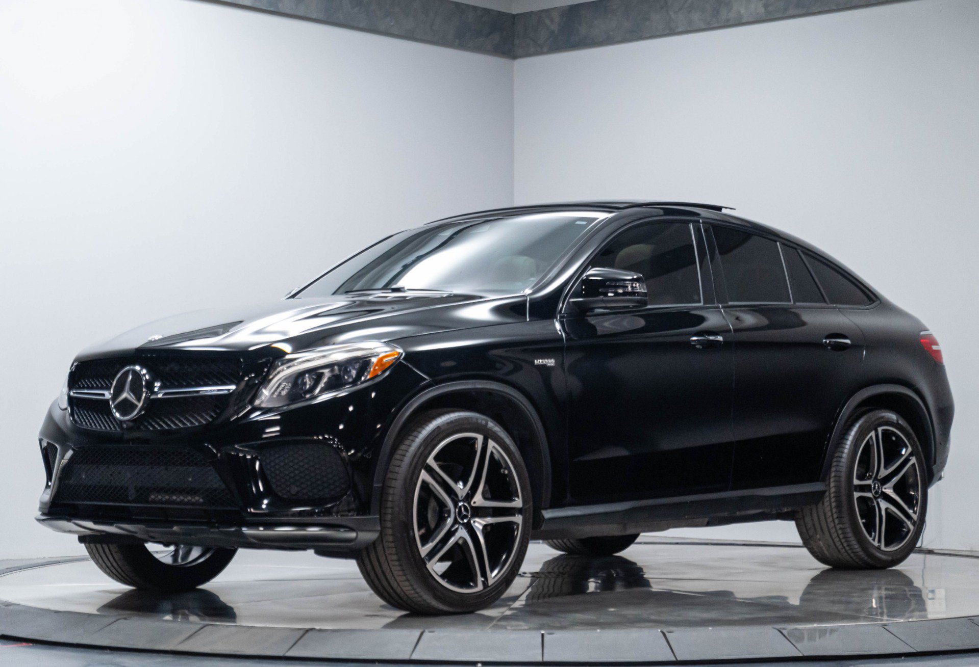 Used 2018 Mercedes-Benz GLE 43 AMG 4MATIC Coupe image 2