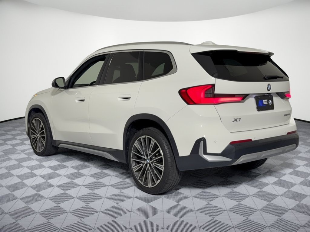 Certified 2024 BMW X1 xDrive28i w/ Premium Package AWD/4WD image 3