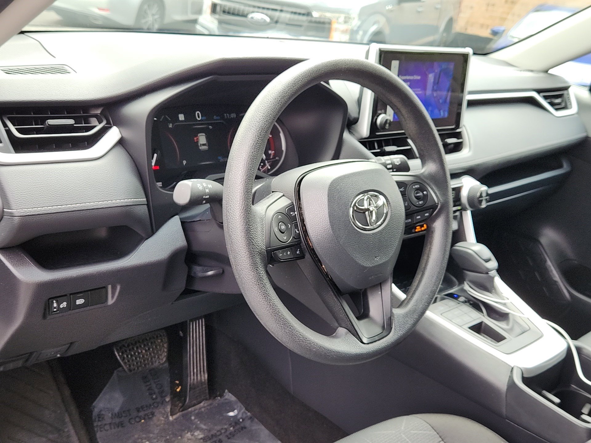 Certified 2025 Toyota RAV4 XLE AWD/4WD image 11