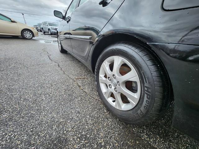 Used 2005 Toyota Camry LE FWD image 22