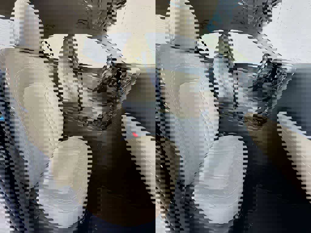 Used 2012 Kia Optima Hybrid image 15