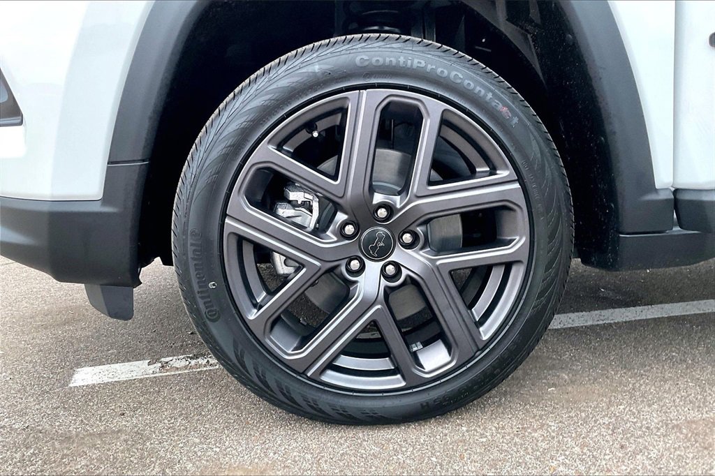 New 2026 Jeep Compass Latitude image 12